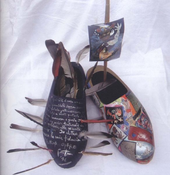 Click pentru imaginea mărită
==============
Le scarpe di Omero-Bloom 1996
Le scarpe di Omero-Bloom 1996