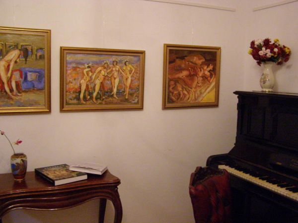 Click pentru imaginea mărită
==============
Fotografie din expozitia "Atitudini"
Fotografie din expozitia "Atitudini"