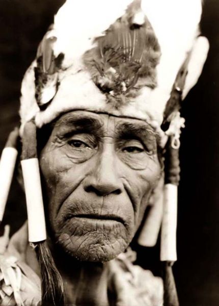 Click pentru imaginea mărită
==============
Batran
Cuvinte cheie: barbat batran portret Batran
Cuvinte cheie: barbat batran portret