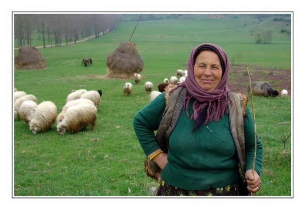 Click pentru imaginea mărită
==============
Bacita Jupanesti
Cuvinte cheie: femeie bacita Bacita Jupanesti
Cuvinte cheie: femeie bacita