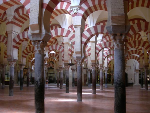 Moscheea din Cordoba, coloane
Cuvinte cheie: arta musulman arhitectura maura Spania Cordoba 