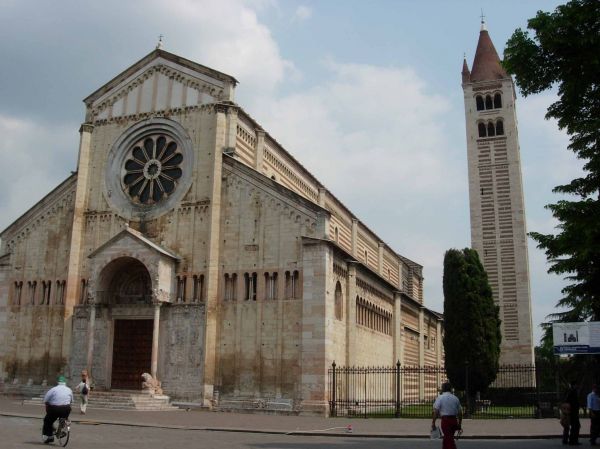 Click pentru imaginea mărită
==============
San Zeno din Verona, Italia
biserica in stil romanic italian
Cuvinte cheie: arhitectura biserica stil romanic Italia San Zeno din Verona, Italia
biserica in stil romanic italian
Cuvinte cheie: arhitectura biserica stil romanic Italia