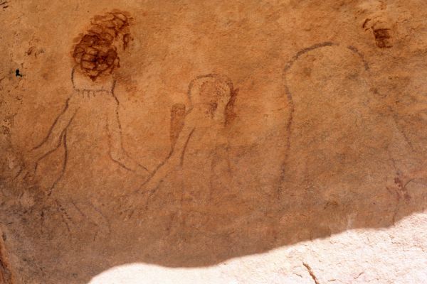 Click pentru imaginea mărită
==============
Pictura rupestra la Tassili n'Ajjer
Pictura rupestra la Tassili n'Ajjer